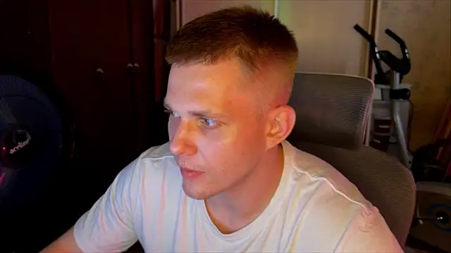 Nikclak Live XXX-Chat