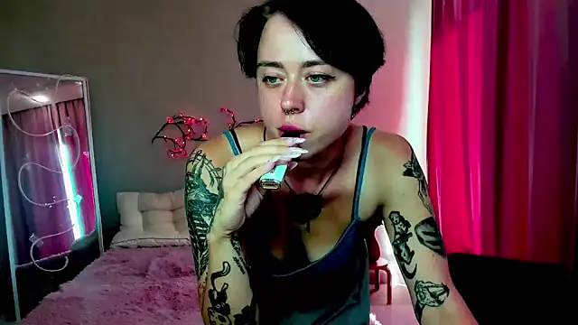 Adelin_R Live XXX-Chat