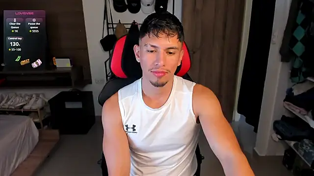 Chatroom XXX en direct de Aaronfox_x