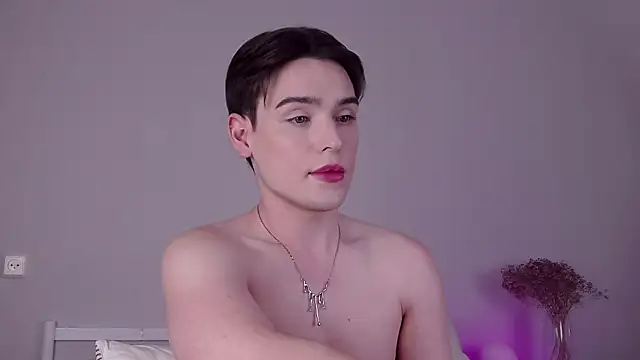 Chat +18 de RobbyCharming ao vivo