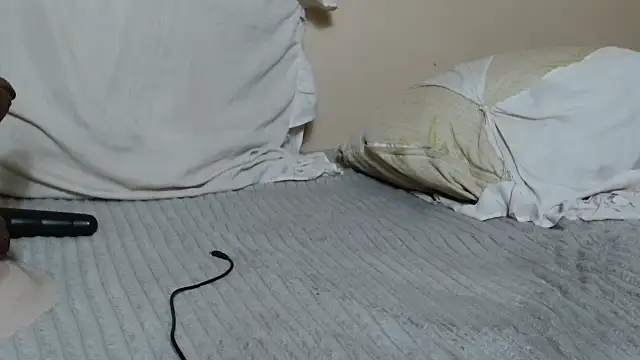 KinkyJXxX Adlı Modelin Canlı XXX Sohbeti