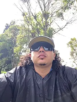 Czat XXX na żywo – DanielGomez9