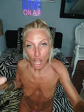 Weloveblue's Live XXX Chat