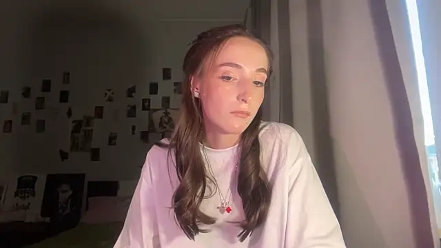 MerilynPlenty's Live XXX Chat