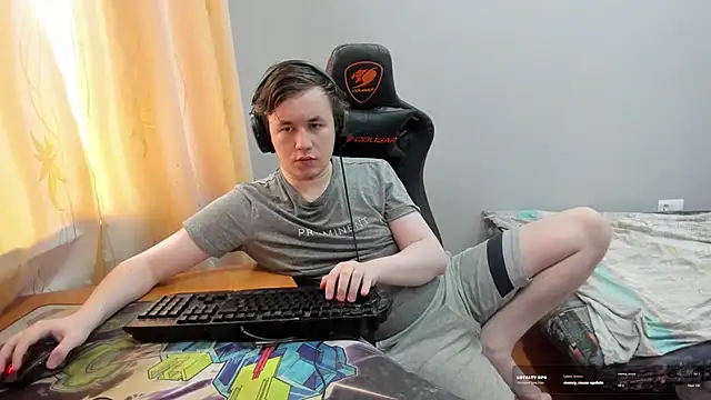 iliaskrislove élő XXX-chatje