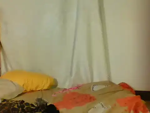 دردشة Goldy_petite الجنسية المباشرة