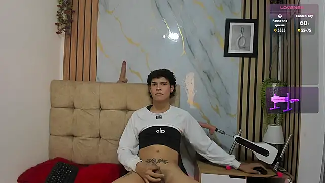 nyx_white_Gay webkamerás műsora