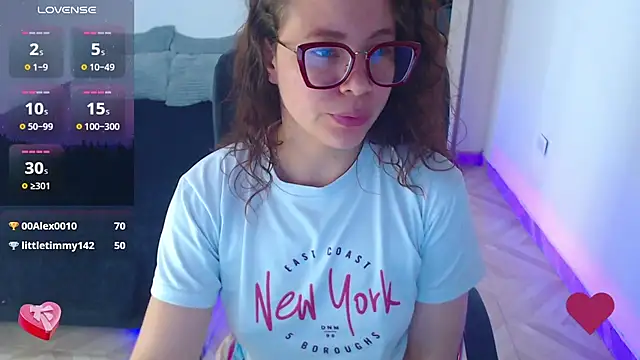 Chat XXX en directo de SharonR1