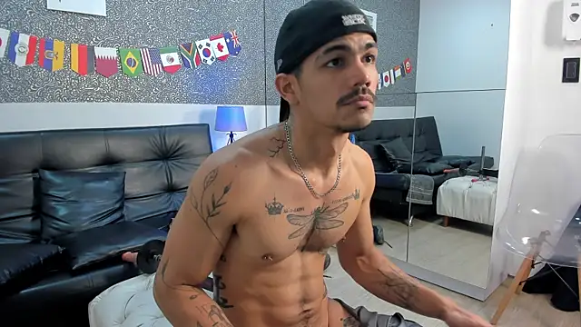 XXX chat uživo modela Jared_Cole
