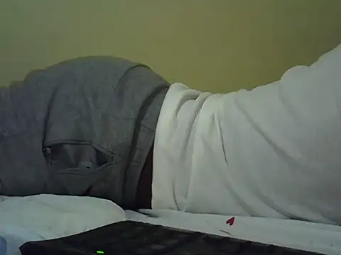XXX chat uživo modela Tikobs