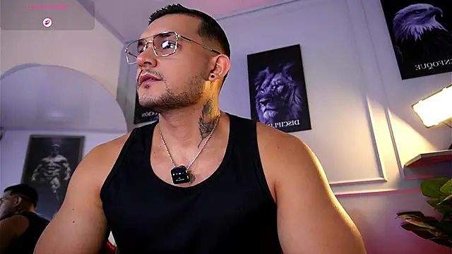 Marco_Vegan Webbikameraesitys