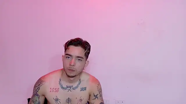 AliceandMax XXX чат на живо