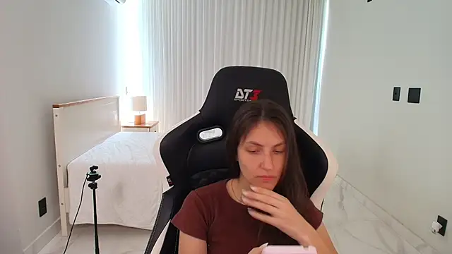 Chat XXX ao vivo de upssnowy