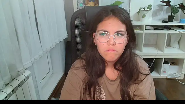 XXX chat uživo modela Anda_here