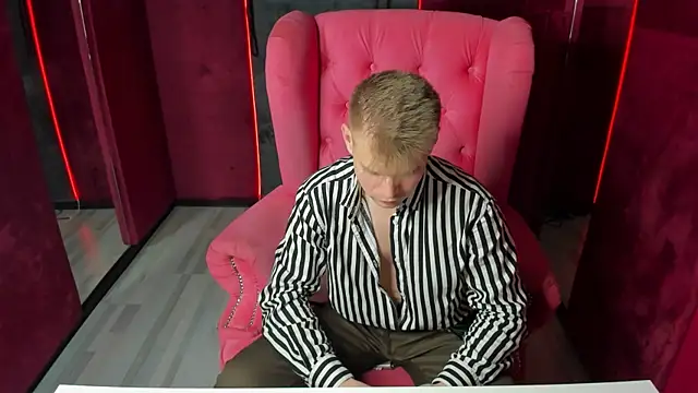 Walter_Fry live XXX chat