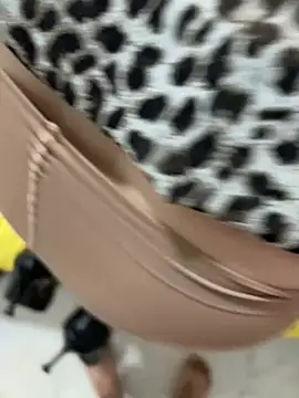 XXX chat uživo modela Tanke886