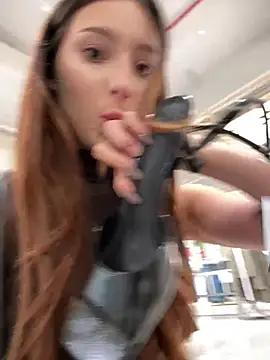 Chat +18 de LilluKatten ao vivo
