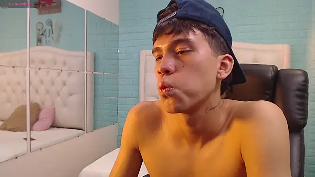 Chat +18 de jac_cox ao vivo