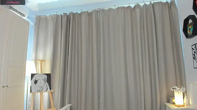LavenderMitten's Live XXX Chat