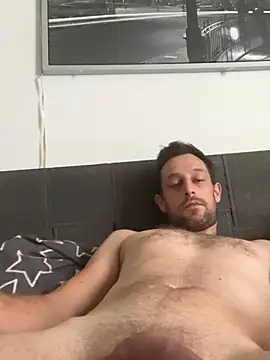 Fitboy1992 – Naživo XXX chat
