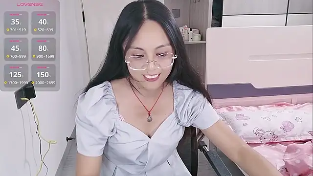 yishan-22's Live XXX Chat