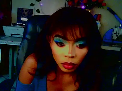 Anaconda2350 Live XXX-chat