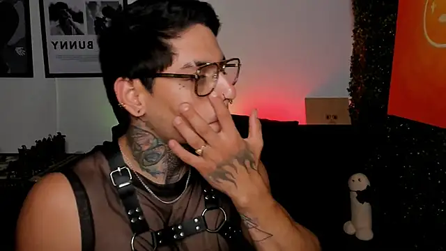 Онлайн чат XXX Simon_cortes