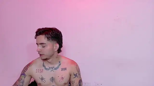 AliceandMax Live XXX Chat