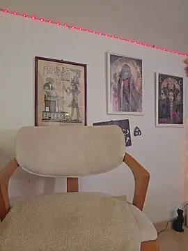 Živý XXX chat U_prolazu