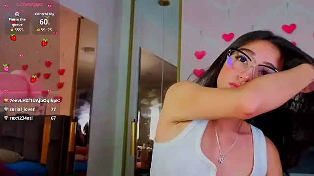 MadyJacksonのライブXXXチャット