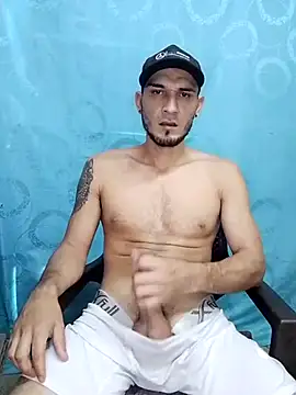 junior_926 Show in webcam