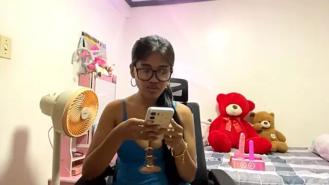 LulaVanorder Obrolan Langsung XXX