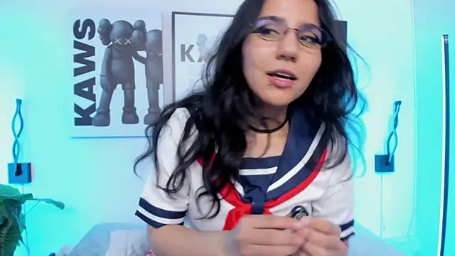 Chat +18 de HollyPeach ao vivo
