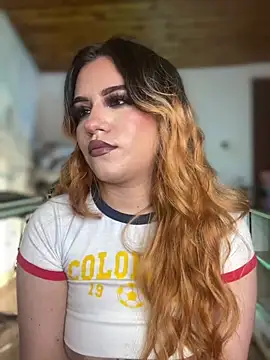Онлайн чат XXX NikkiNix