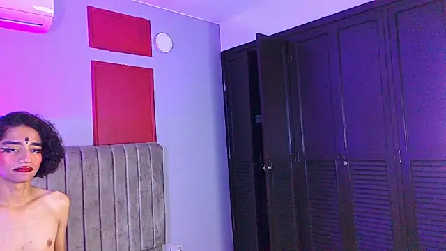 Chat +18 de AlessiaRose_CR ao vivo