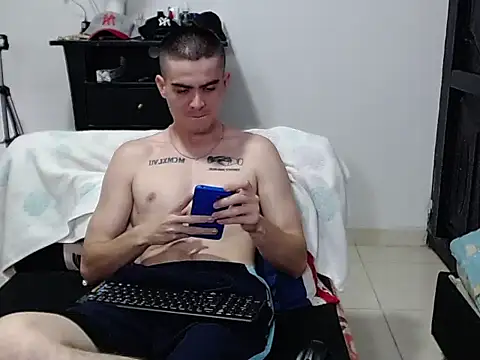 Zac_Efront 라이브 XXX 채팅