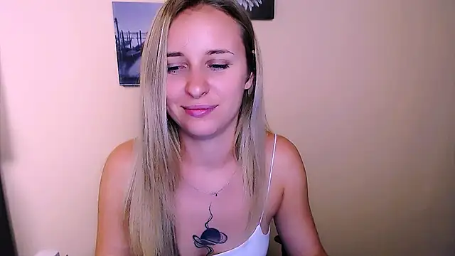 _Nicole_new Chat XXX in diretta