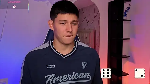XXX chat uživo modela JamesCr_