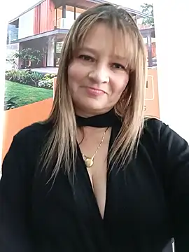 KAREN--03's Live XXX Chat