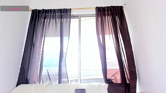 E_R_O_S_'s Live XXX Chat