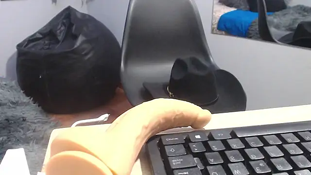 kevin_23_ Live XXX Chat