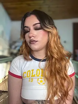NikkiNix Live XXX-chat