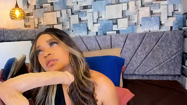 צ'אט XXX בשידור חי של angel_dthroatt