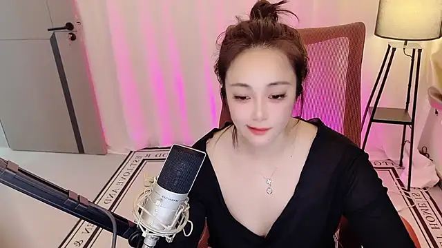 Daisy-77 Chat XXX live