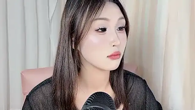 xiaolaopo8's Live XXX Chat