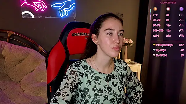 XXX chat uživo modela Belle_Via