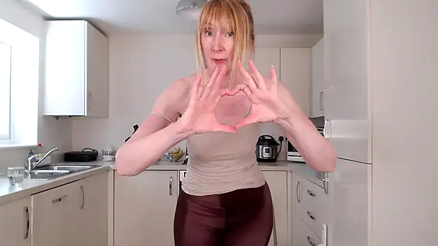 Anna_Raye live-chat rom