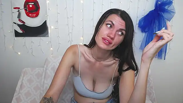 Chat XXX en directo de MilaLoona