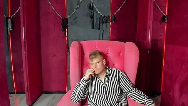 Walter_Fry Live XXX-chat