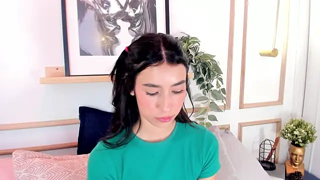 Sala de chat ao vivo de Nanami_